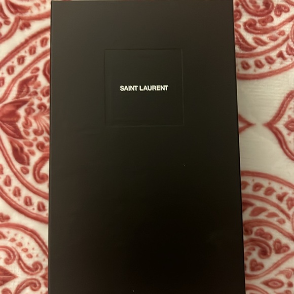 YSL Monogram Small Wallet on Chain in Grained Leather - Picture 2 of 9